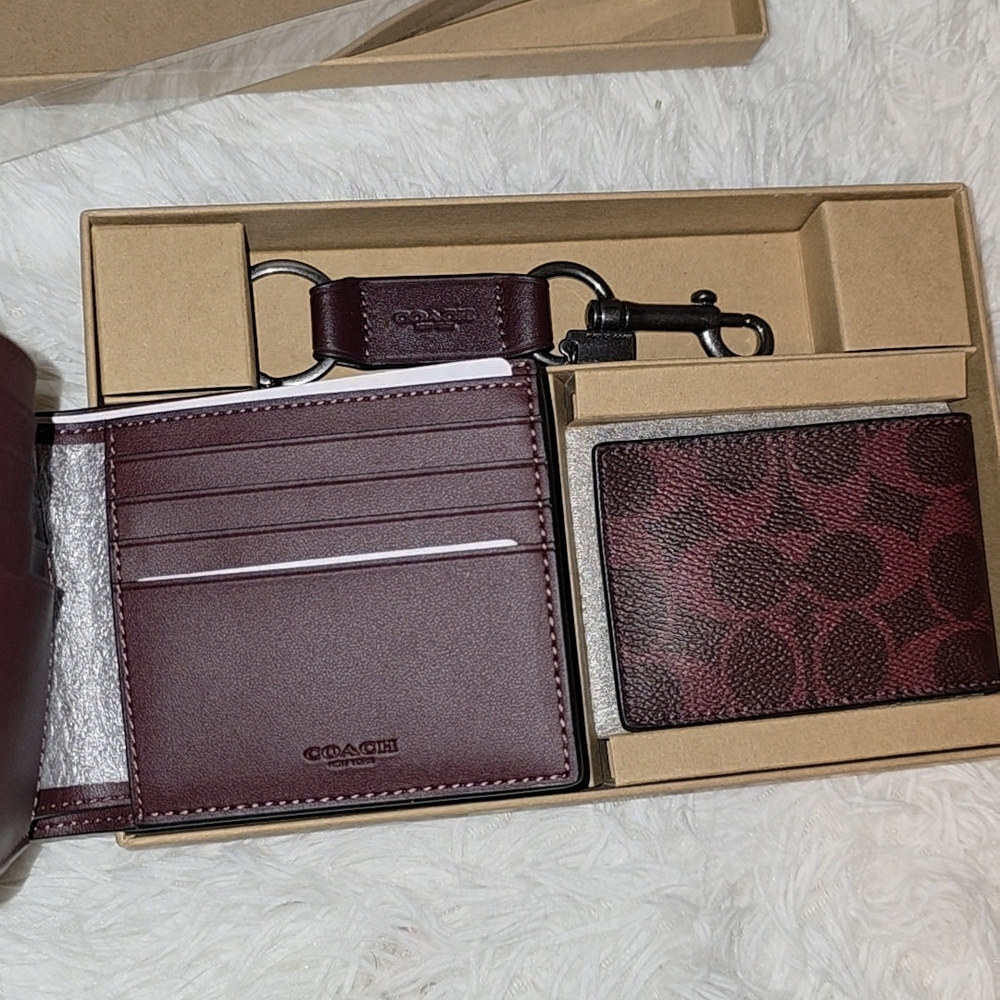NWT-Coach Boxed *Black Curant - Gun Metal* 3-In-1 Wallet Gift Set - Picture 5 of 7